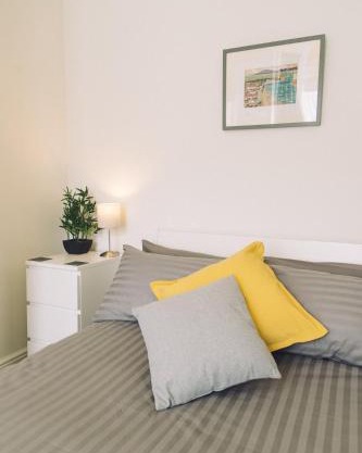 Sandys Contractor Rooms, Your Home Away From Home