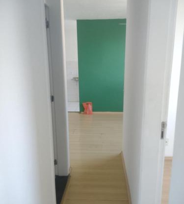 Quartos individuais com sala,cozinha e banheiro compartilhado pelo anfitrião