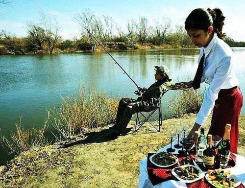 QUBA, RUSTOV Ev otaq krovat PİKNİK bulaq çay meşə şəlalə səyahətləri