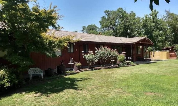 Los Molinos House | The Orchard House