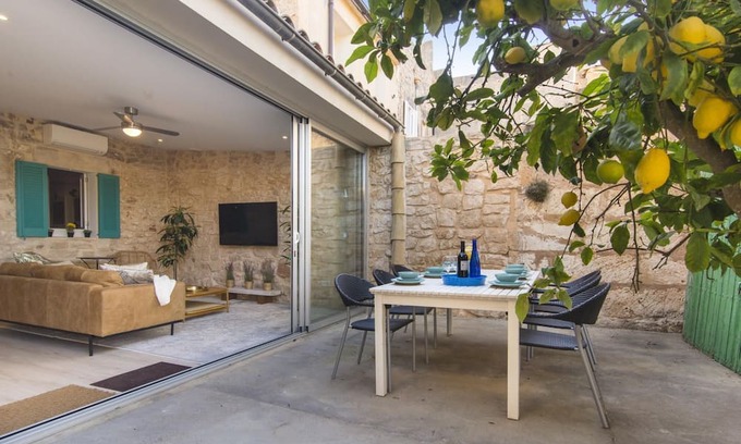 Santanyi Cottage | Casa La Limonera. Townhouse with pool for up to 6 persons in Santanyi