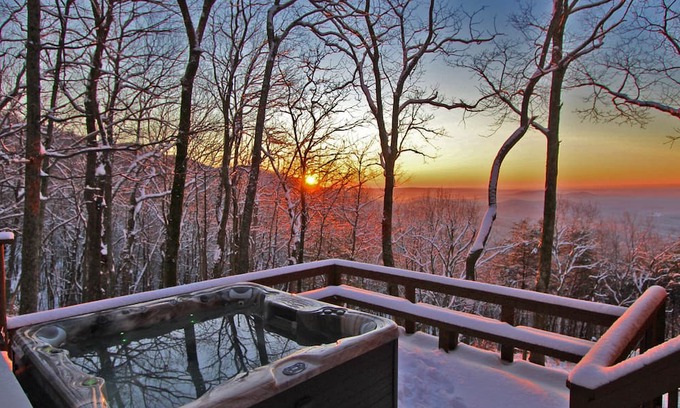 Tate House | Antlers Ridge Lodge- Upscale Mountain Retreat