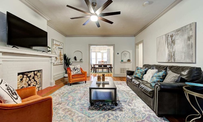 Lincoln Terrace House | Entire Lincoln Lodge–by OU Med, Bricktown, Arena