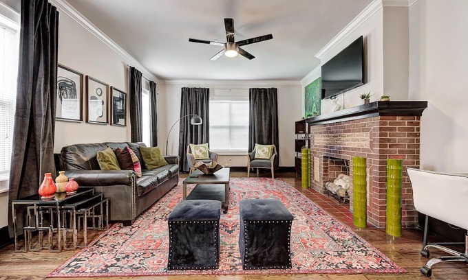 Lincoln Terrace Apartment | Howes Capitol II-Sleek & spacious-walk to OU Med