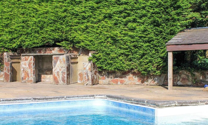 Umberleigh Cottage | 2 bedroom accommodation in Kings Nympton, near South Molton