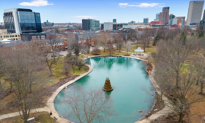 Short North Apartment | The Luxe Pearl Residences 872 – Stylish Stay in Short North! Highly Walkable