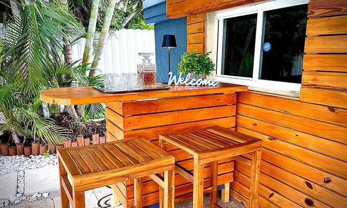 Highland Garden House | Cozy Home with Luxurious Backyard and Sauna in Hollywood Perfect for Relaxation!