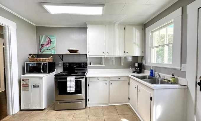 Douglas House | The Redbird - Charming 3-bedroom bungalow with All the Basics in Douglas