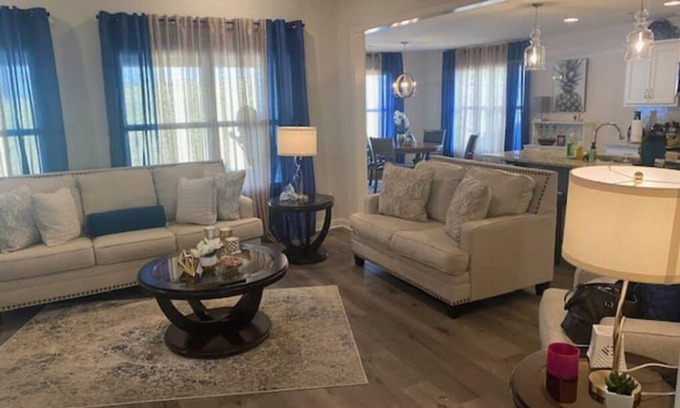 Northport House | Charming 3-bedroom house in fabulous Northport with AC, WiFi