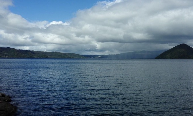 Toyako House | Lake side view, Lake Toya, Walk 1 mins from the house /1 mins walk to Lake Toya, fireworks can be seen from the room