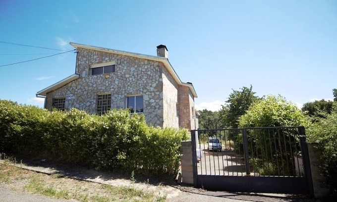 Quintana del Castillo House | Camino de Santiago Alquilo Habitaciones Hermosa Casa Rural Quintana del Castillo