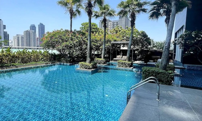 Makkasan Apartment | Chic Luxury Retreat in Asoke, Bangkok