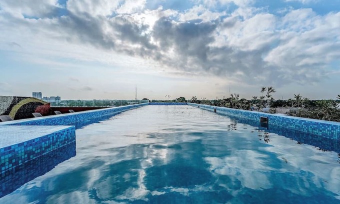 Centro House | Immerse in Mérida's Charm: Cozy Hotel Room w/Breathtaking Rooftop Pool
