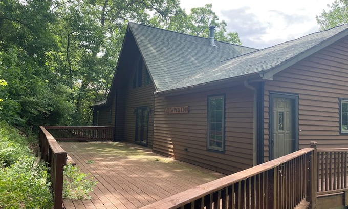 Oak Run House | Lakehouse at Oak Run