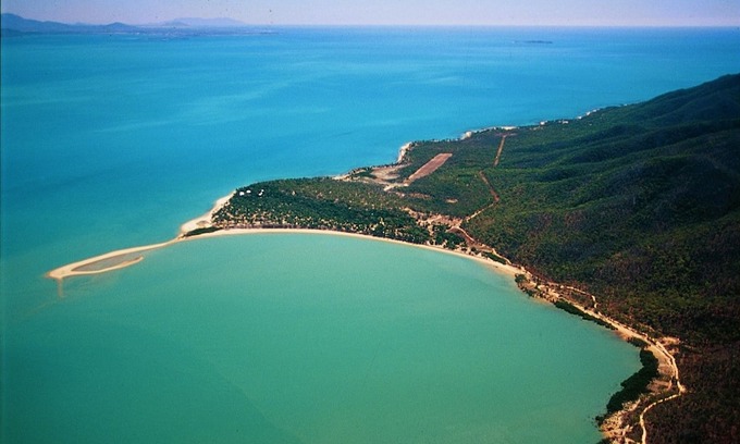 Cape Gloucester House | UNIT 3 SUNSET BEACH BUNGALOWS, CAPE GLOUCESTER, ABSOLUTE BEACH FRONT