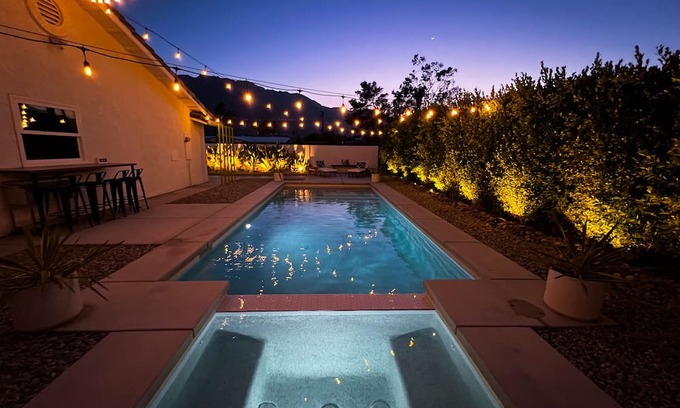 Sunrise Vista Chino House | 4BD/4BA with 3 En Suites in Style