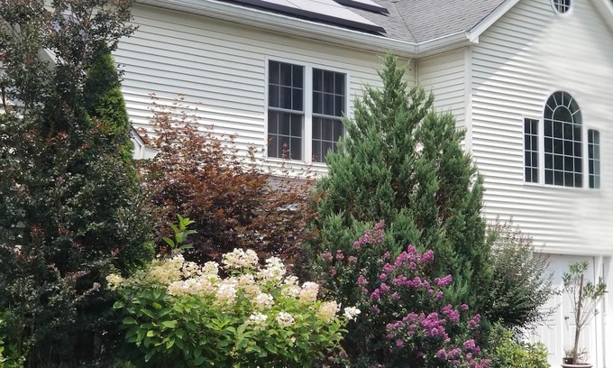 Darnestown Villa | Spacious, comfortable, secluded 2 BR villas appartment, 2baths, DR, LR, Kitchen