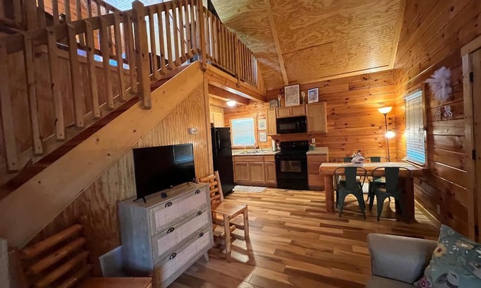 Falls of Rough Cabin | Rough River Cabin