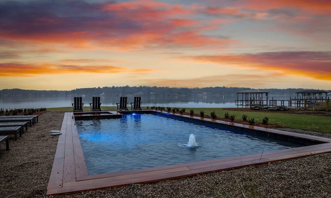 Eatonton House | Elegant Lakefront Home with Pool & Hot Tub