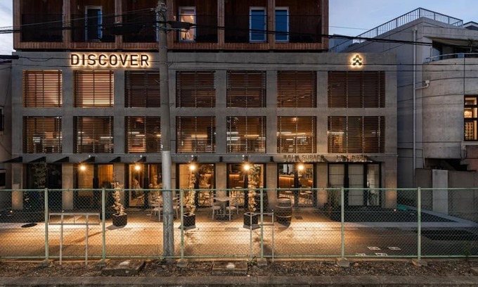 Nagaokakyo House | Hollywood twin shower room Standard plan with bre / Nagaokakyo Kyōto