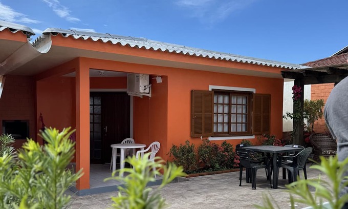 Ponta do Papagaio Ski Chalet | Sonho de Chalé c/ Piscina a 120m da Praia do Sonho