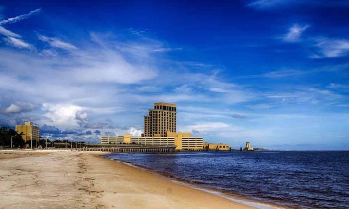 Biloxi Cottage | 1 bdr cottage house next to Beach I 30-Day I Discounted