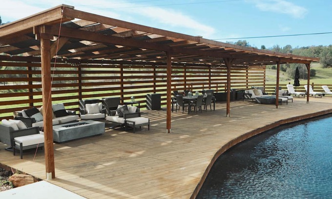 Jayhawk House | Romantic Ranch Getaway: Love & Adventure Await