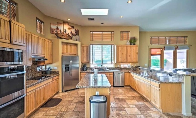 Peoria House | Buckskin Desert Oasis with Pool & Hot Tub-Spring Training, Lake Pleasant & more