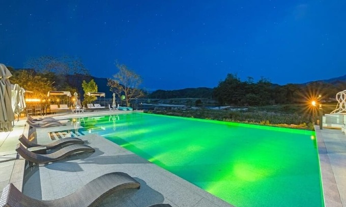 Hongcheon House | Hongcheon Rivervalley Poolvilla Spa Pens