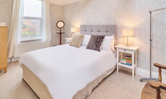 Canterbury Villa | Host & Stay | Roper Villa