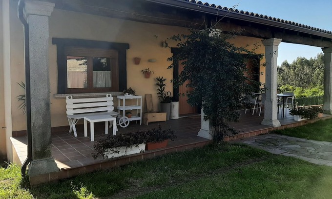 Pazos de Borben Cottage | Casa Rural en Pontevedra Ideal Para Familias, y las Mascotas son Bienvenidas