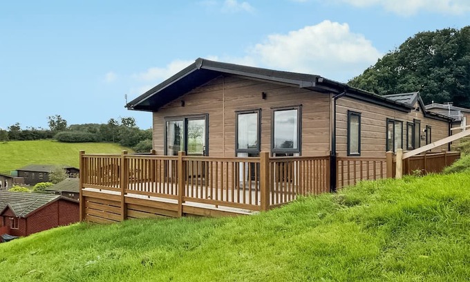 Tunstall Cabin | 2 bedroom accommodation in Tunstall, Richmond