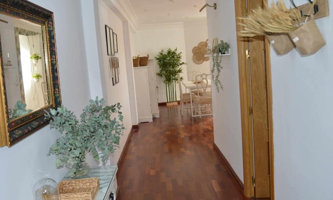 Figares Apartment | Mahonia Palacio Congresos - Parking Concertado