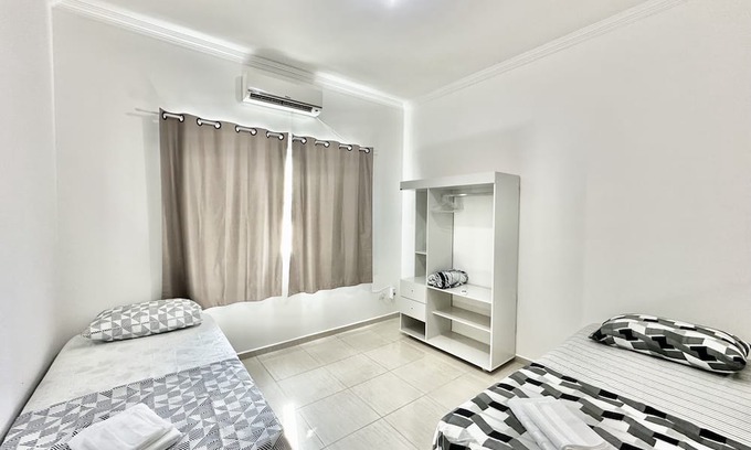 Praia da Olaria House | Novo Sobrado - 500m da Praia do Arrastão