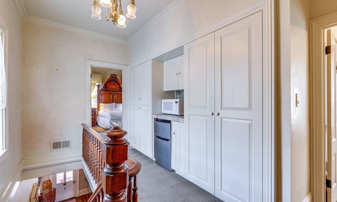 Sutter Creek Villa | Spacious Home in Sutter Creek - Walk to Wineries!