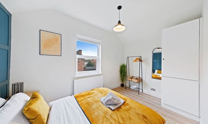 Kettering Apartment | Kettering Central - Modern Luxury Apartment!