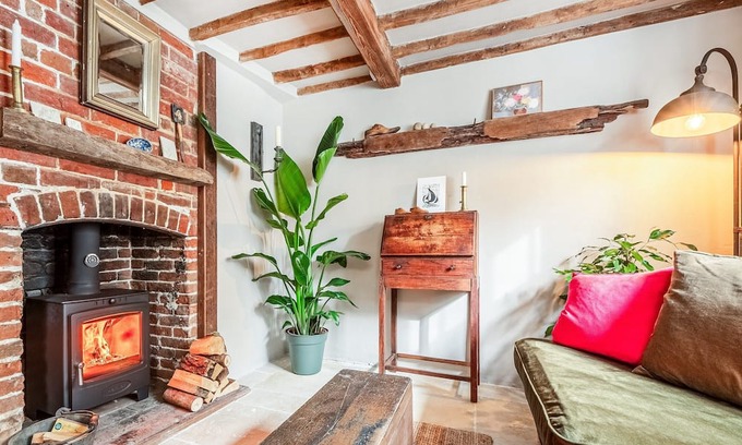 Framlingham Cottage | 1 bedroom accommodation in Framlingham, near Saxmundham