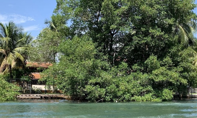 Itanhanga Apartment | Cozy flat non-smoking on lagoon island in Rio's modern neighborhood-Beach&Subway