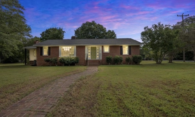 Conestee House | Family and Pet-Friendly Whole Home