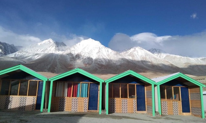 Malabar Hill Resort | Nirvana Resort At Pangong Beach