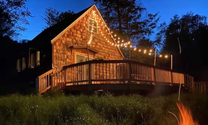 Denver Cottage | Storybook Cottage in The Catskills