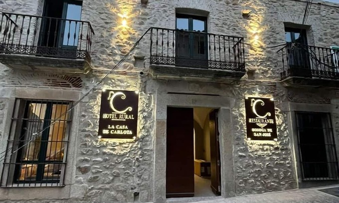 Montanchez Hotel | Hotel Rural La Casa de Carlota