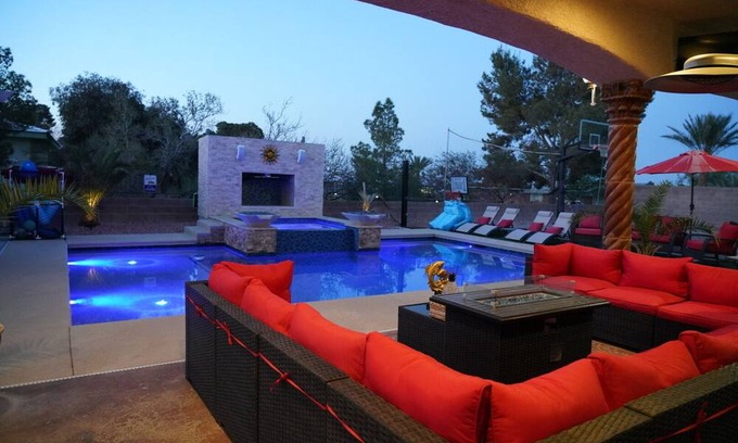 Enterprise House | VIVA LAS VEGAS II