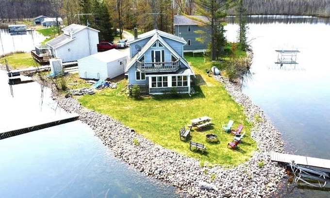 Pickerel House | Birch Point Lake House, Arbutus Lake, PickerelWi.