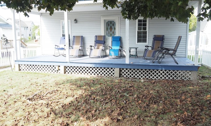 Beulah Cottage | New! The Benzie Bungalow - Very Cute and Great Location!