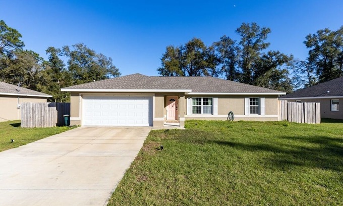 Fellowship House | Entire house, only 8 min from WEC