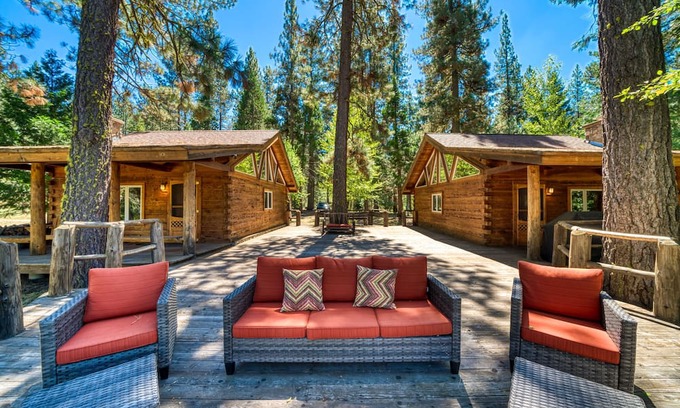 Sloat Cabin | The River Cabins @ The Lost Sierra Ranch w/ Fishing Ponds & 1 Mile of Riverfront