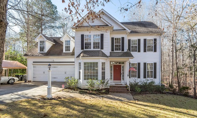 Kipling House | Spacious Holly Springs Home w/ Hot Tub & Fire Pit!