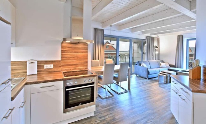 Krautsand Apartment | Elbstrand Resort Krautsand Deck 5, Elbblick