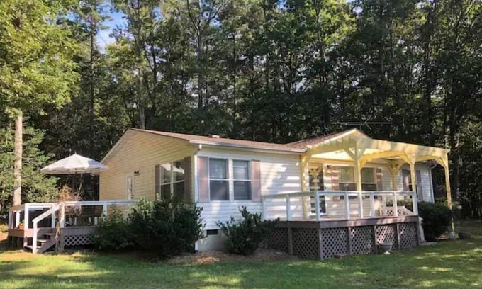 Pittsboro House | A private, comfy home on 24 acres, DeerField.